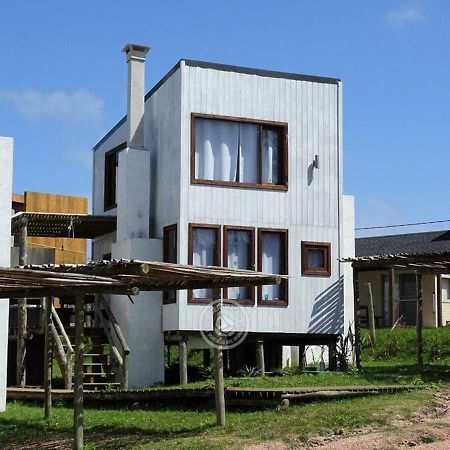 Casas Sadhana Punta Del Diablo Exterior photo